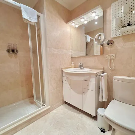 Appartamento Bright And Cozy With Pool And Jacuzzi And Near *